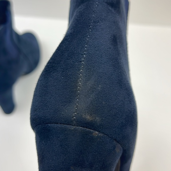 Bella Marie Blue Suede Booties Size 9 - Picture 10 of 10